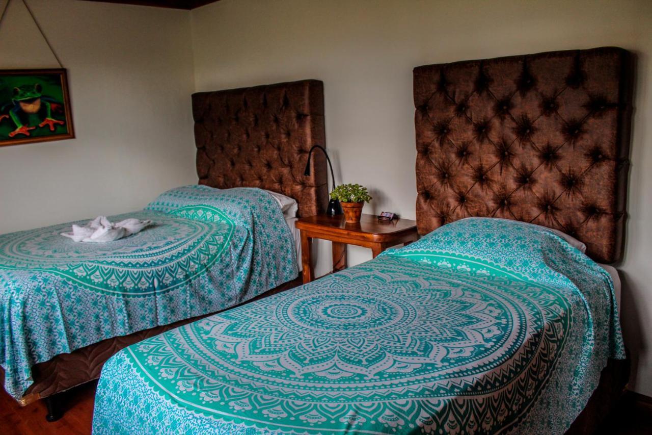 Luna Inn B&B Ciudad Cariari Екстер'єр фото