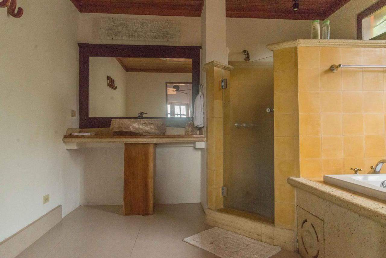 Luna Inn B&B Ciudad Cariari Екстер'єр фото
