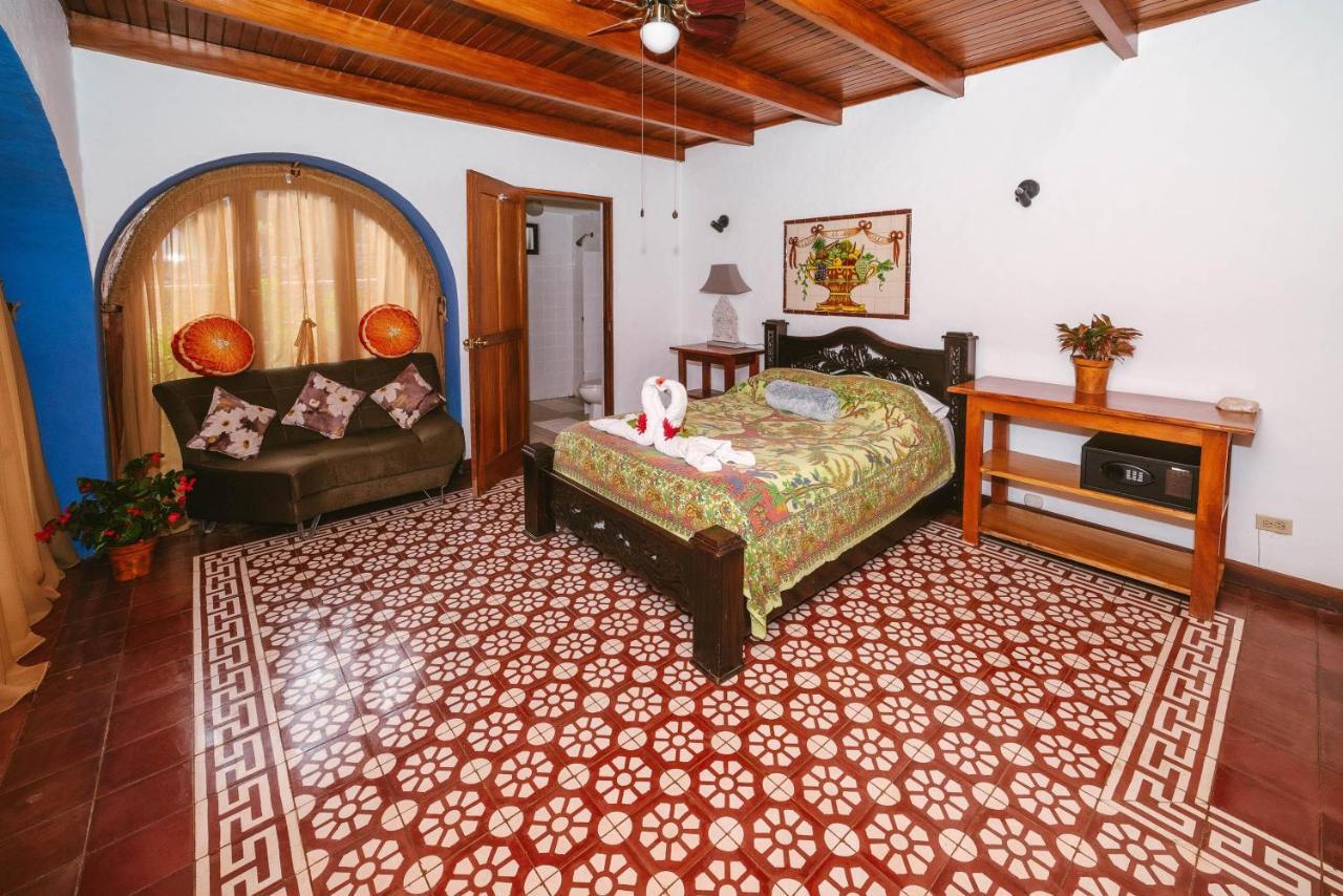 Luna Inn B&B Ciudad Cariari Екстер'єр фото